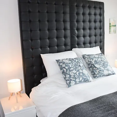 Modern Flat - Centre Apartment *