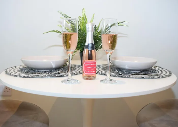 Modern Flat - Centre Leeds (West Yorkshire)