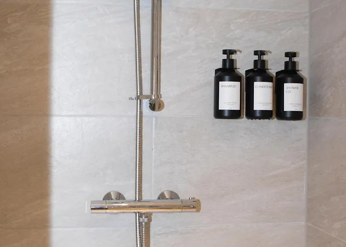 Modern Flat - Centre